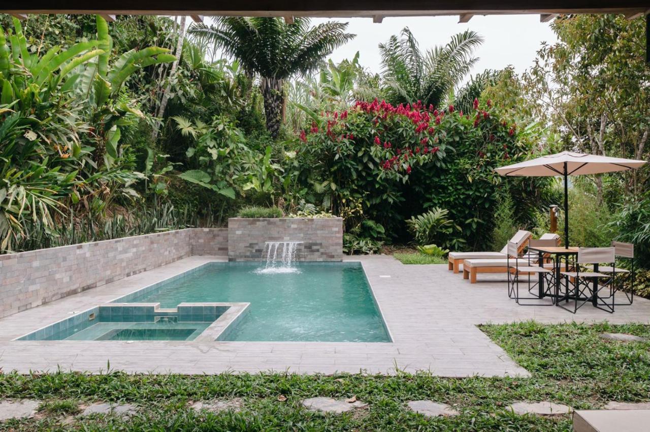 Piripe Wellness Lodge Pacto Dış mekan fotoğraf